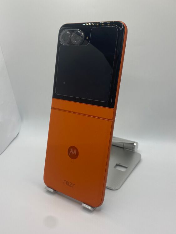 A0195★新品同様★motorola razr 50 512GB シムフリー