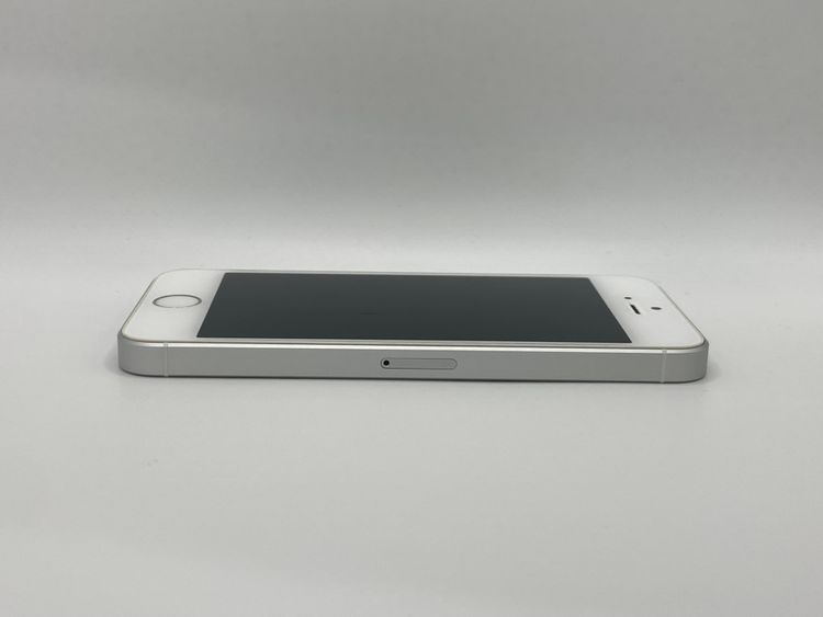 044★新品同様★iPhone SE 32GB /バッテリー94% TouchID不可